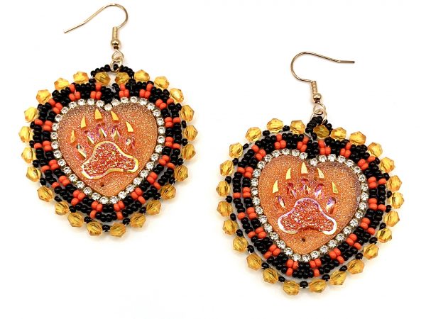 hypoallergenic beaded heart earrings – bear paw design